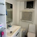 Apartamento Basement In Odense
