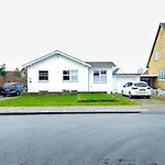 Apartamento Basement In