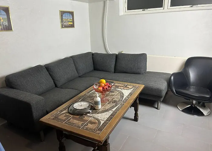 Basement In Apartamento *