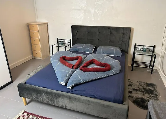 Apartamento Basement In *