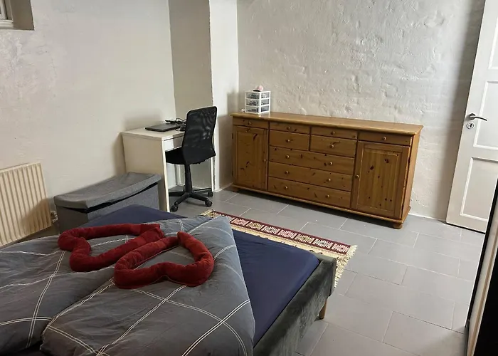 Appartement Basement In *